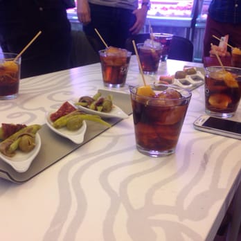 Latazo - Club del vermú - Gastropubs Near Me - Madrid, M