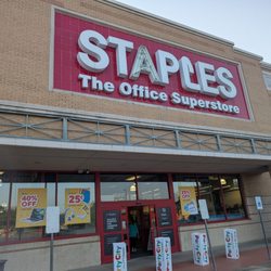 Staples - Outside