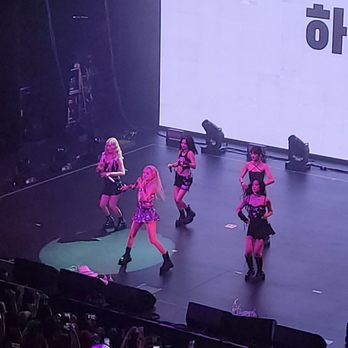 The Warfield - KPOP CONCERT - Music Venues Near Me - San Francisco, California The Warfield - KPOP CONCERT - Music Venues Near Me - San Francisco, California