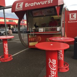 Kaufland - Hotdog stand
