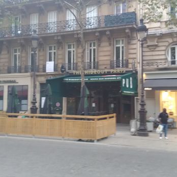 Hideout la Station - Outside - Pubs Near Me - Paris, 75 Hideout la Station - Outside - Pubs Near Me - Paris, 75
