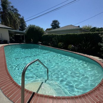 Clear Water Pools - Pool Cleaners Near Me