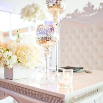 Blush Event Designers - Our beautiful Head Table! - Floral Designers Near Me - San Diego, California Blush Event Designers - Our beautiful Head Table! - Floral Designers Near Me - San Diego, California
