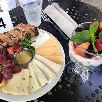 Urth Caffé-Pasadena - Cafes Near Me - Pasadena, California Urth Caffé-Pasadena - Cafes Near Me - Pasadena, California