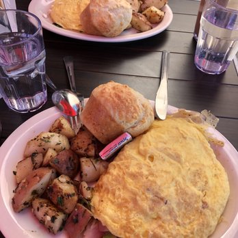 Millie's Cafe - Pasadena - Denver Omelette - Breakfast & Brunch Near Me - Pasadena, California Millie's Cafe - Pasadena - Denver Omelette - Breakfast & Brunch Near Me - Pasadena, California