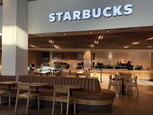 OdySea Aquarium by null