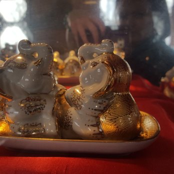 Lucky Elephant - Cute elephants are throughout this warm, happy restaurant - Thai Near Me - Ontario, California Lucky Elephant - Cute elephants are throughout this warm, happy restaurant - Thai Near Me - Ontario, California