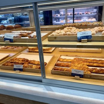 Paris Baguette - Pastries - Bakeries Near Me - Long Beach, California Paris Baguette - Pastries - Bakeries Near Me - Long Beach, California