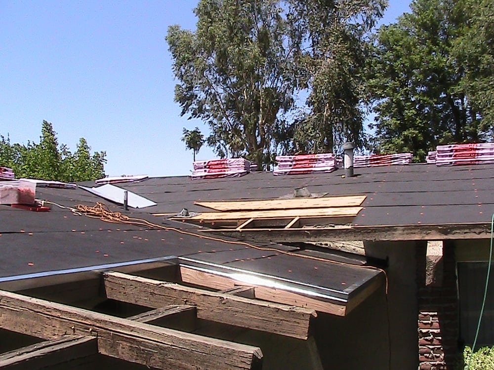 Slide of Becerra Brothers Roofing