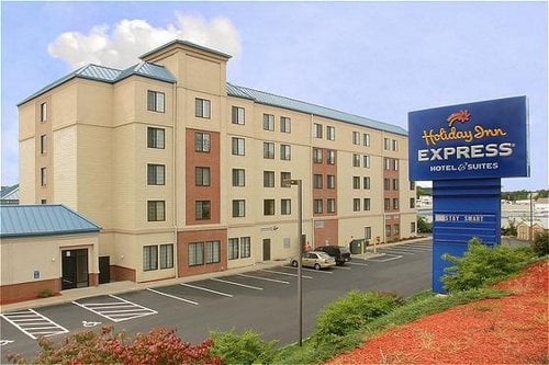 Holiday Inn Express & Suites Providence-Woonsocket by IHG by null