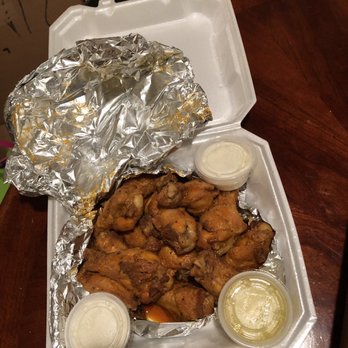 Good Fellas - Mild Buffalo Wings - Pizza Near Me - Sterling, Virginia