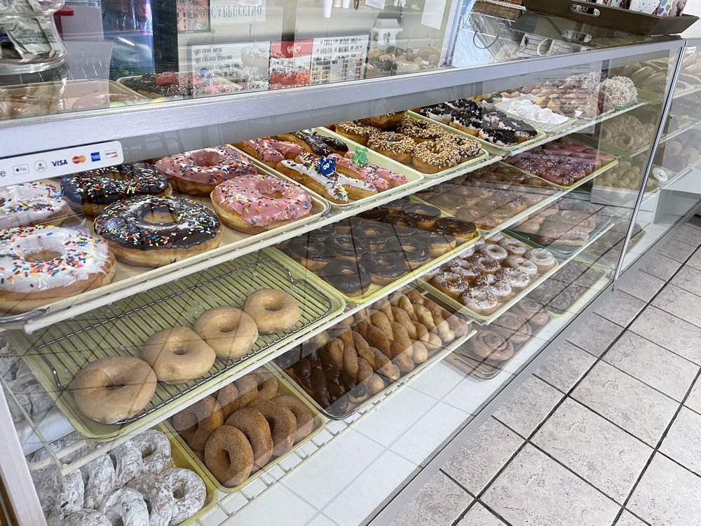 HOWARD’S DONUTS CORDOVA Updated September 2024 40 Photos & 61