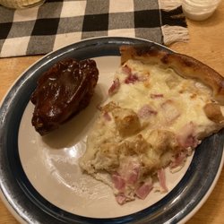 Ina's Pizzeria - Chicken Cordon Bleu pizza With Memphis BBQ wing