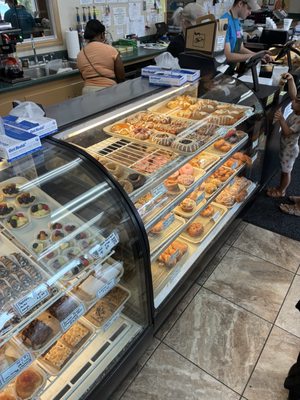 Baker's Pride Bakery by null