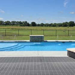 Vista Pools