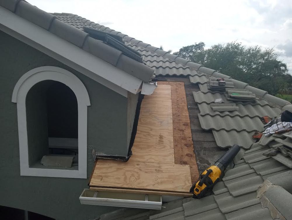 Slide of Bill & Nate's Roofing