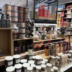 Bath & Body Works