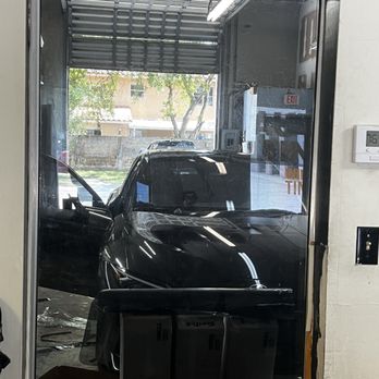 Accu Tint Window Tinting - Car Window Tinting Near Me - Pembroke Pines, Florida