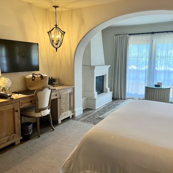 Posthotel Leavenworth - Balcony room top floor - Hotels Near Me - Leavenworth, Washington Posthotel Leavenworth - Balcony room top floor - Hotels Near Me - Leavenworth, Washington