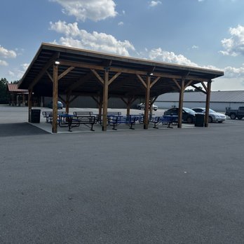 Midway Milkshake - Seating - Burgers Near Me - Athens, Tennessee Midway Milkshake - Seating - Burgers Near Me - Athens, Tennessee