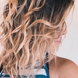 After! Curls are back & beautiful! After! Curls are back & beautiful!