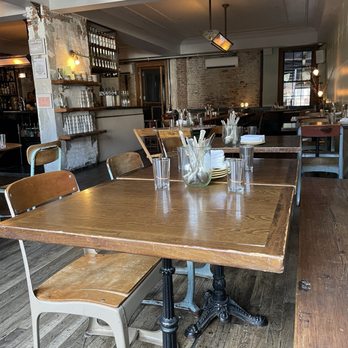 Glasserie - Interior - Mediterranean Near Me - Brooklyn, New York Glasserie - Interior - Mediterranean Near Me - Brooklyn, New York