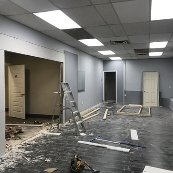 Helpu Construction - a room being remodeled - General Contractors Near Me