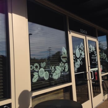 Starbucks - Coffee & Tea Near Me - Williamsburg, Virginia Starbucks - Coffee & Tea Near Me - Williamsburg, Virginia