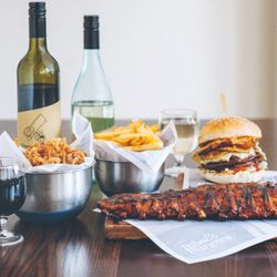Ribs & Burgers Zetland