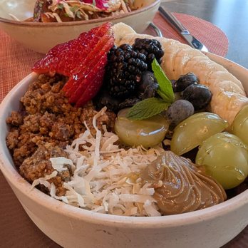Piper - Acai bowl - New American Near Me - Oceanside, California