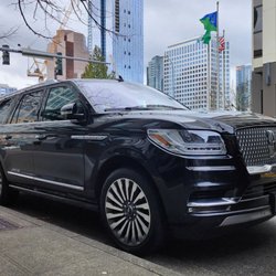His vehicle... Lincoln navigator