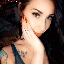 Blinke Beauty Bar - Highly recommend for models, entertainers, actresses and housewives looking for luxury service