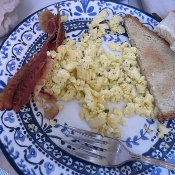 Voila Cafe - 3 egg scrambled breakfast with sourdough and bacon. - French Near Me - San Antonio, Texas Voila Cafe - 3 egg scrambled breakfast with sourdough and bacon. - French Near Me - San Antonio, Texas