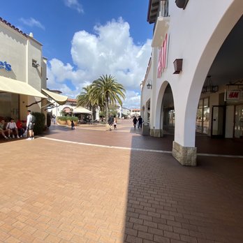 Outlets at San Clemente - Outlet Stores Near Me - San Clemente, California