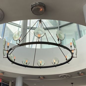 Lighthouse - Inside - Breakfast & Brunch Near Me - Newport Beach, California