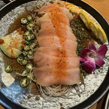 Bento Box - Hamachi fin - Sushi Bars Near Me - Folsom, California