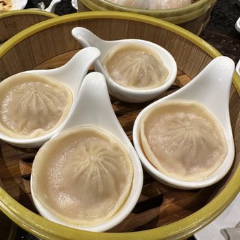 Dragon Beaux - Classic Shrimp Dumpling, Juicy Pork Xiao Long Bao - Dim Sum Near Me - San Francisco, California Dragon Beaux - Classic Shrimp Dumpling, Juicy Pork Xiao Long Bao - Dim Sum Near Me - San Francisco, California