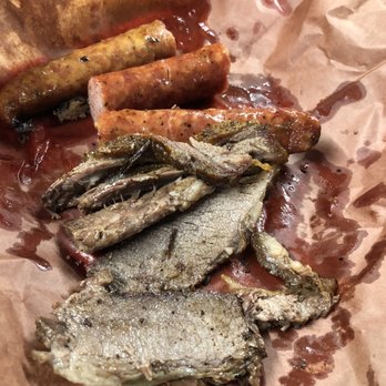 Cooper's Old Time Pit Bar-B-Que - Beef brisket and jalapeño sausage - Barbeque Near Me - Llano, Texas Cooper's Old Time Pit Bar-B-Que - Beef brisket and jalapeño sausage - Barbeque Near Me - Llano, Texas