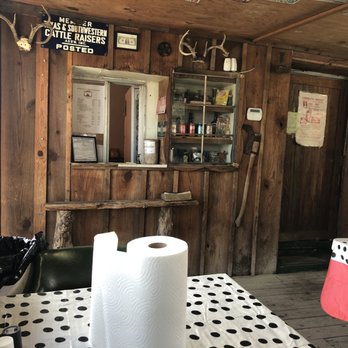 Yo Mama's Pit Bbq - Barbeque Near Me - Montgomery, Texas