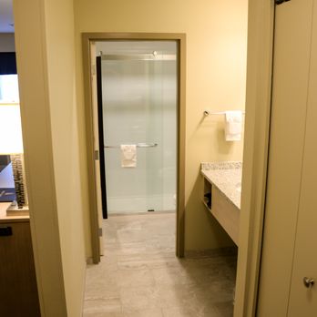 Navy Lodge Whidbey Island - Accessible Room Bathroom - Hotels Near Me - Oak Harbor, Washington Navy Lodge Whidbey Island - Accessible Room Bathroom - Hotels Near Me - Oak Harbor, Washington
