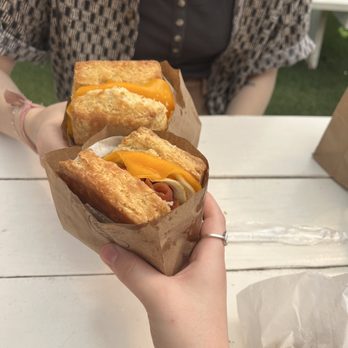 Bird Bird Biscuit - Bacon/cheddar/egg biscuit - Breakfast & Brunch Near Me - Austin, Texas