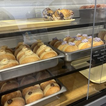 Gwenie's Pastries - Desserts Near Me - Rockville, Maryland Gwenie's Pastries - Desserts Near Me - Rockville, Maryland
