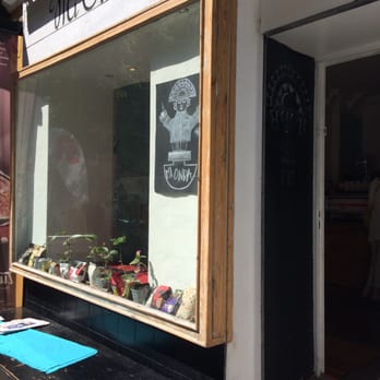 Mi Onda - Außenansicht - Cafes Near Me - Berlin, BE