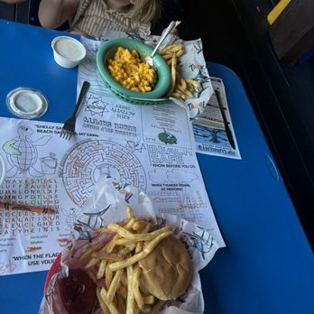 Tacky Jacks - Kids Mac n cheese and cheeseburger. - Bars Near Me - Orange Beach, Alabama