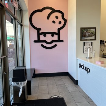 Crumbl - Vienna - Store interior and pick up area to the right - Bakeries Near Me - Vienna, Virginia Crumbl - Vienna - Store interior and pick up area to the right - Bakeries Near Me - Vienna, Virginia