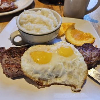 b&D’s - Breakfast & Brunch Near Me - Park City, Utah b&D’s - Breakfast & Brunch Near Me - Park City, Utah