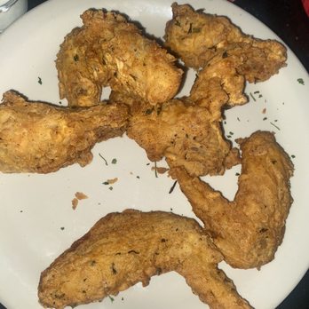 Capitol Grill - Chicken Wings - New American Near Me - Jackson, Mississippi