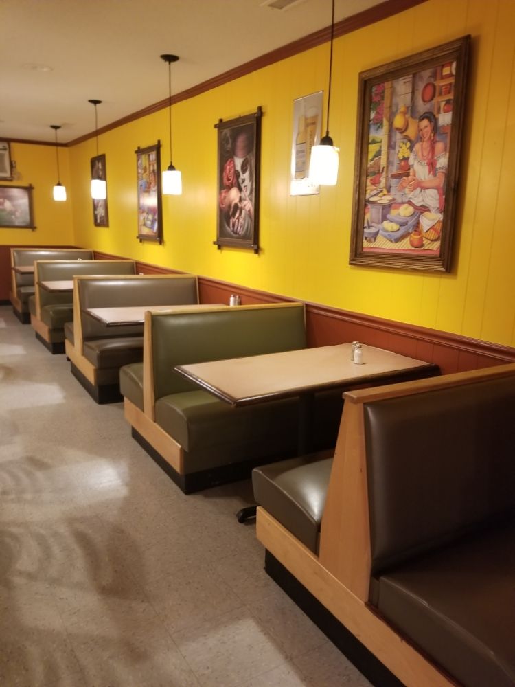 El Manhattan Tacos &Tequila Mexican Restaurant — Mexican restaurant in Lancaster