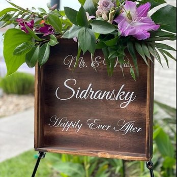 Weddings By Kris - Flowers by Whimsical Floral - Wedding Planning Near Me Weddings By Kris - Flowers by Whimsical Floral - Wedding Planning Near Me