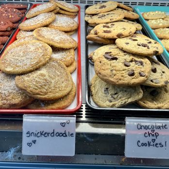 Tifa Chocolate & Gelato - Baked goods showcase - Gelato Near Me - Porter Ranch, California Tifa Chocolate & Gelato - Baked goods showcase - Gelato Near Me - Porter Ranch, California